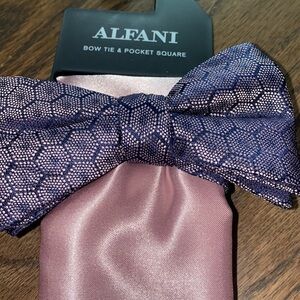 NWT mens bow tie and pocket square. Prom, formal, dance, wedding